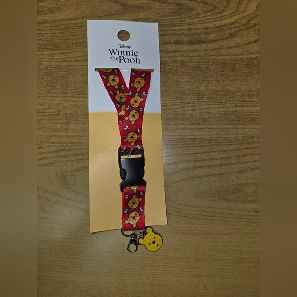 Disney Winnie the Pooh Lanyard - Picture 3 of 3